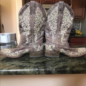 Corral crater brown embroidered boot